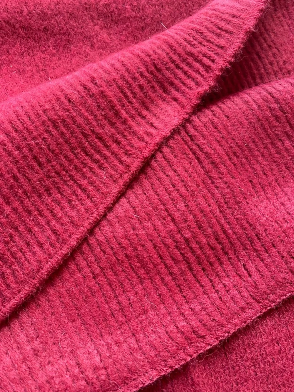SCARF Soft Luxurious Merlot Color - Picture 5 of 5